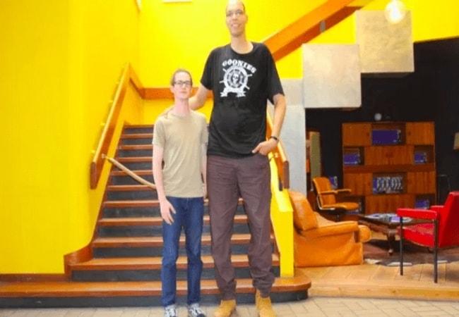 Brahim Takioullah- Tallest men in the world