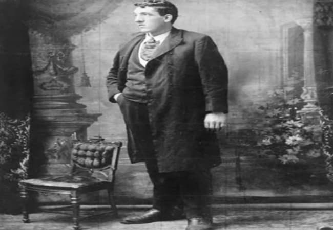 Edouard Beaupre- Tallest men in the world