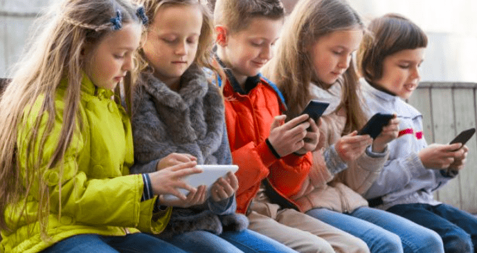 Children Using Technology- Smart Phone Stories