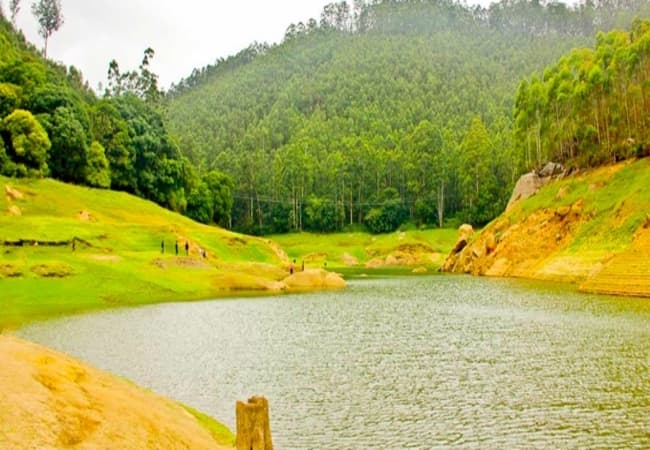 Echo Point- Best places in Munnar
