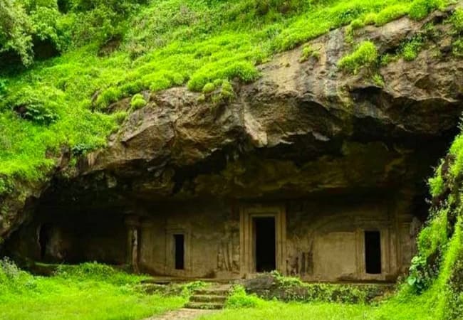 Elephanta Caves- Best places in Mumbai