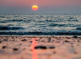 Exotic Beaches in Mumbai for you to visit with friends and family Exotic Beaches in Mumbai