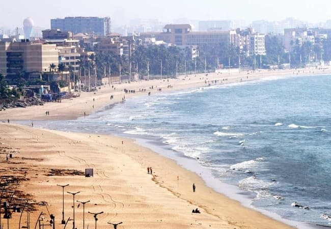 Juhu Beach- Best places in Mumbai