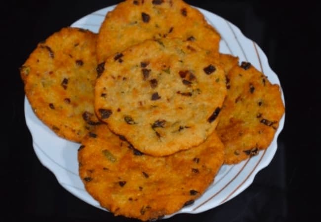 Maddur Vada at Maddur Karnataka