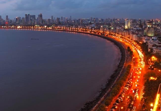Marine Drive- Best places in Mumbai