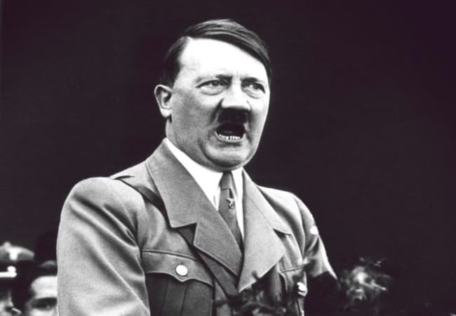 Adolf Hitler- Top 5 Celebrity Suicides Cases
