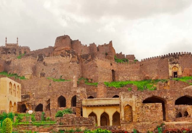 Golconda Fort- Best Places in Hyderabad