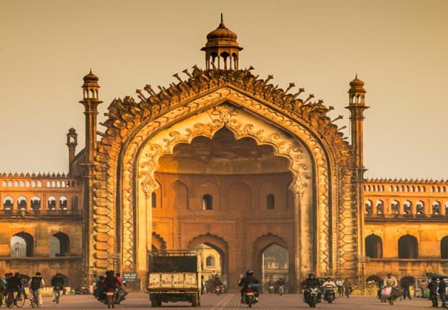 Rumi Darwaza- Best Places in Lucknow
