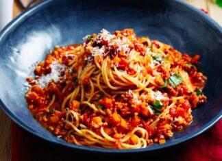 Best Spaghetti Bolognese recipe for home kitchen cooking Best Spaghetti Bolognese Recipe