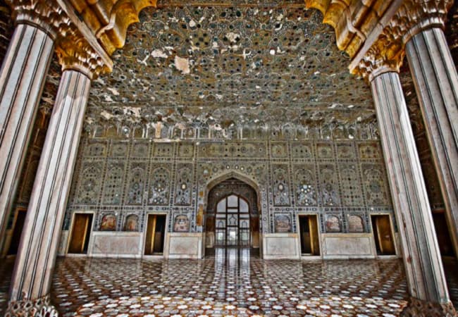 Sheesh Mahal- Best Places in Jaipur